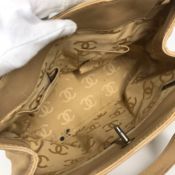 CHANEL Turnlock CC Coco Mark Tote Bag, Leather, Beige, Women's - Picture 13 of 16